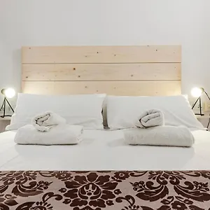 https://bajo-interior-sin-ventana-en-barri-maritim.catalonia-hotels.com