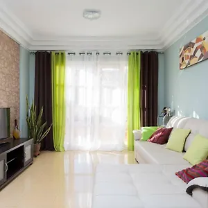 https://antonio-navarro-apartment.adeje-hotels.com